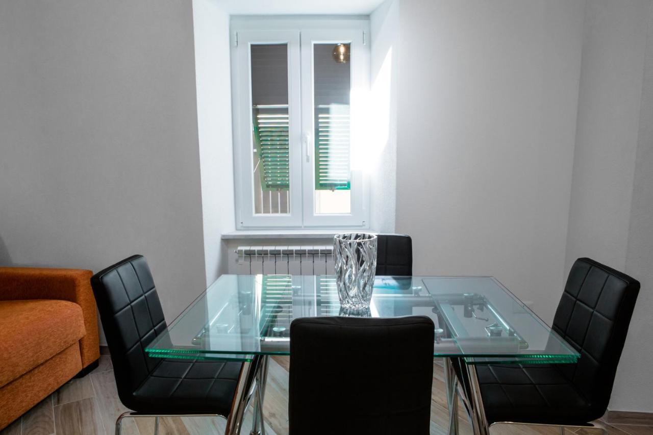 Ca' Rondine Apartment Castiglione Chiavarese Luaran gambar