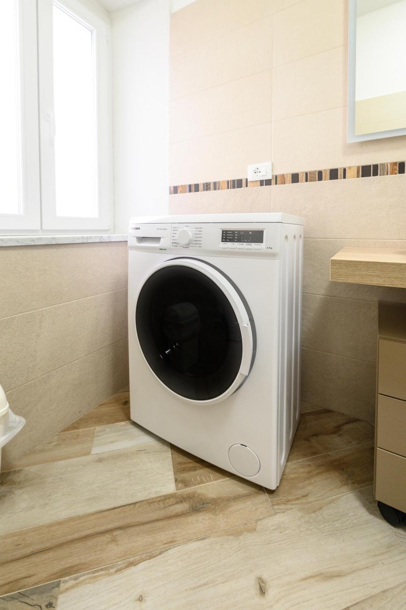 Ca' Rondine Apartment Castiglione Chiavarese Luaran gambar